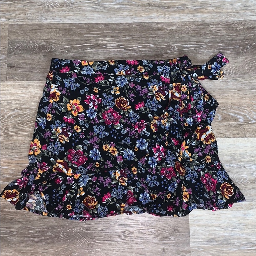 Women’s Wild Fable Floral Skirt